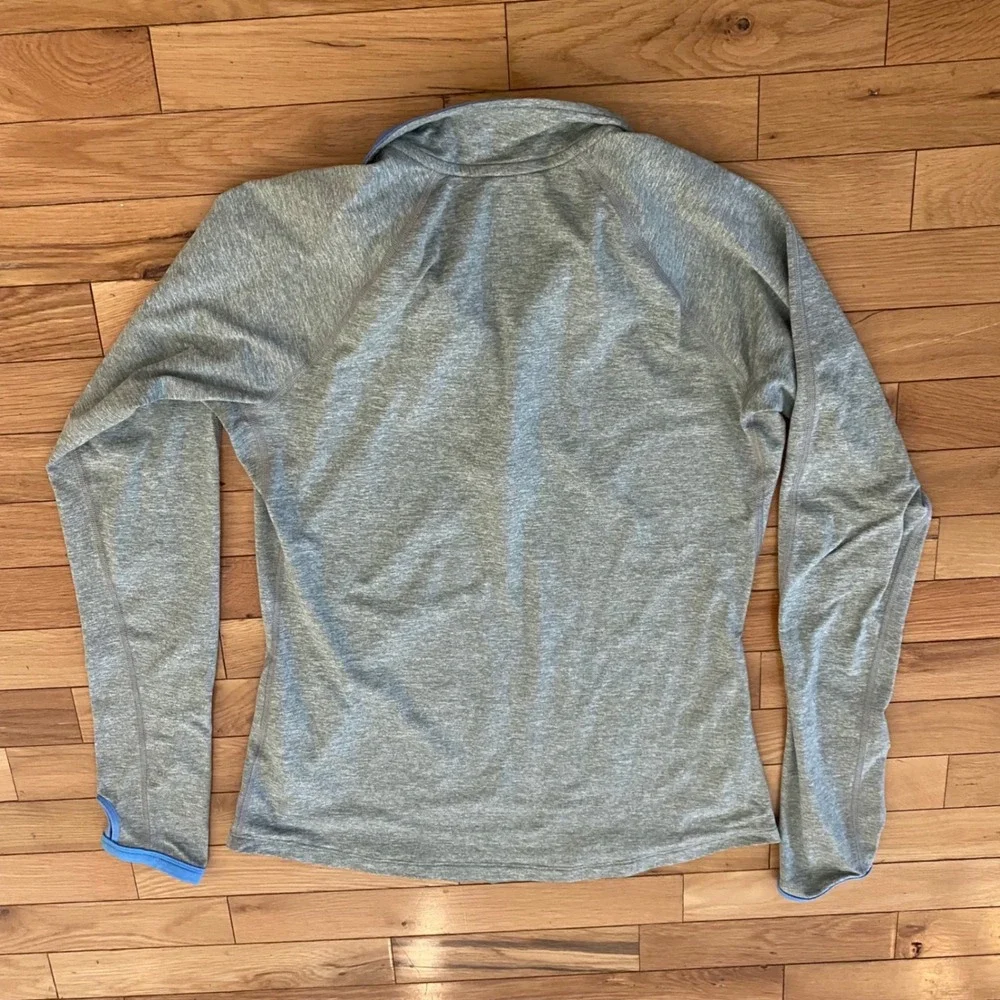 Nike Womens Dri-FIT Quarter Zip Pullover Gray Blue Thumbholes Size M‎ Activewear